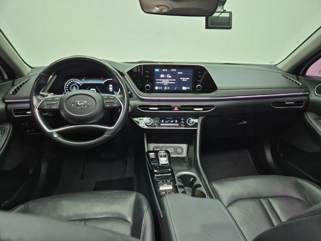 HYUNDAI Sonata - Vista 7