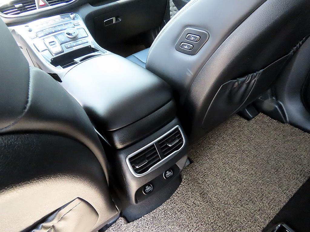 HYUNDAI Santa Fe 2023 Blanco - Importación desde Corea - HF Imports Iquique - Foto 15