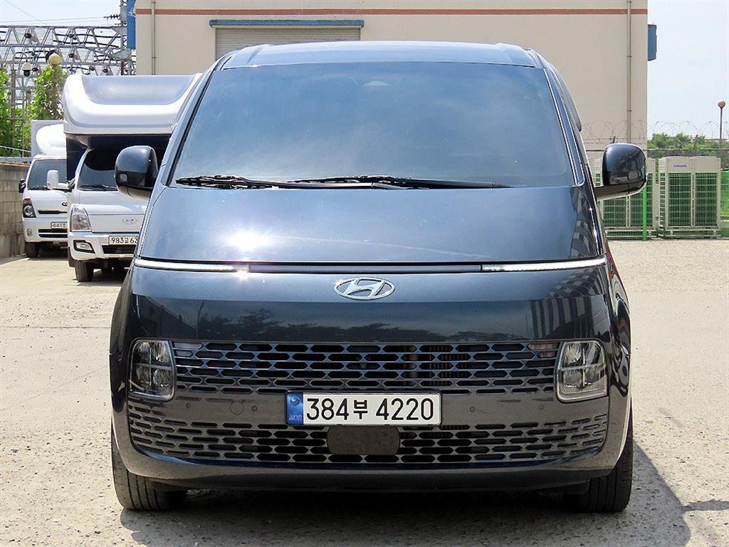 HYUNDAI Staria 2023 Gris - Importación desde Corea - HF Imports Iquique - Foto 1