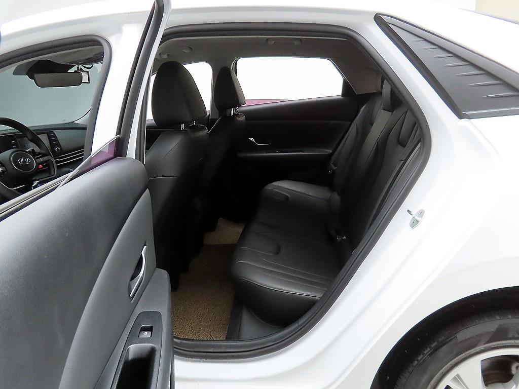 HYUNDAI Avante 2023 Blanco - Importación desde Corea - HF Imports Iquique - Foto 14