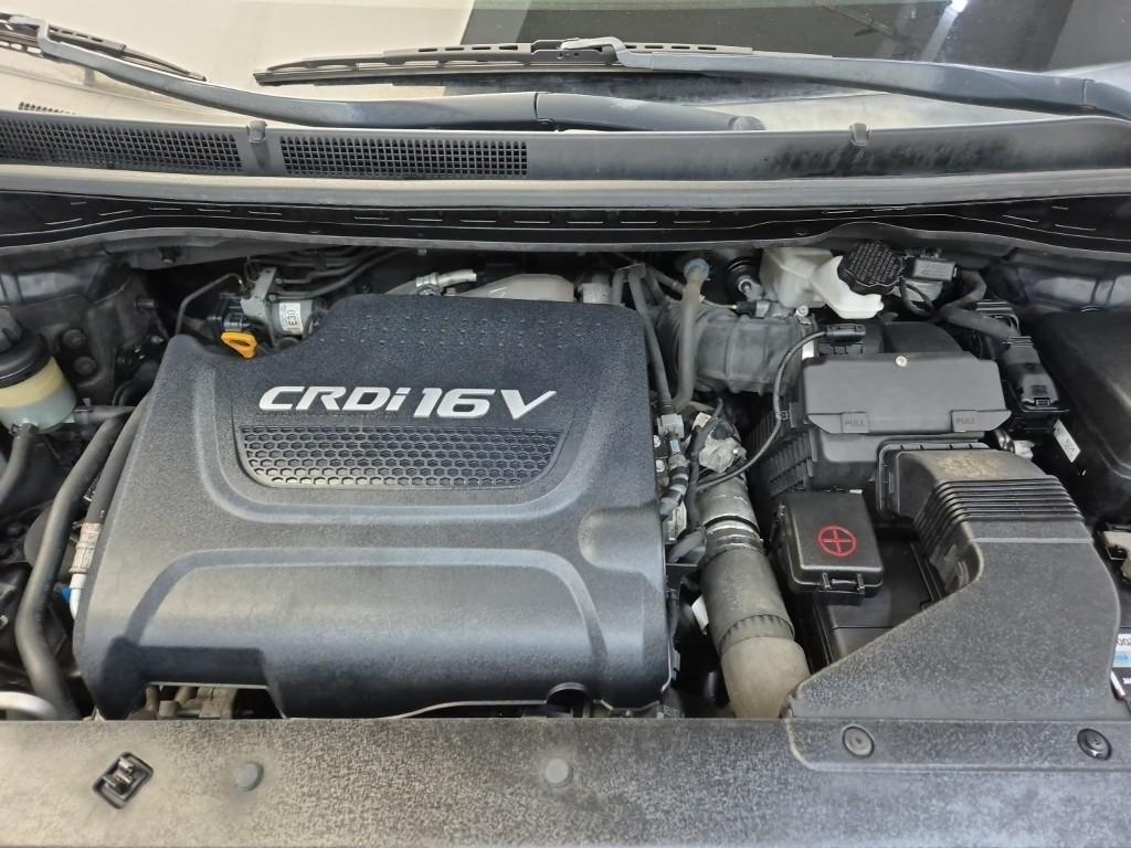 KIA Carnival - Vista 5