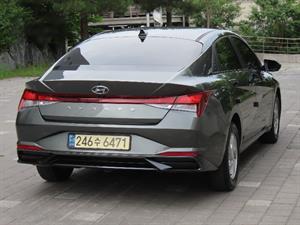 HYUNDAI Avante - Vista 6