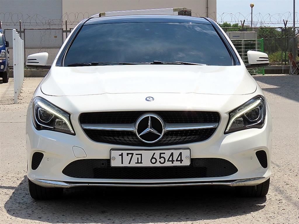 Mercedes Benz CLA Class 2017 Blanco - Importación desde Corea - HF Imports Iquique - Foto 1