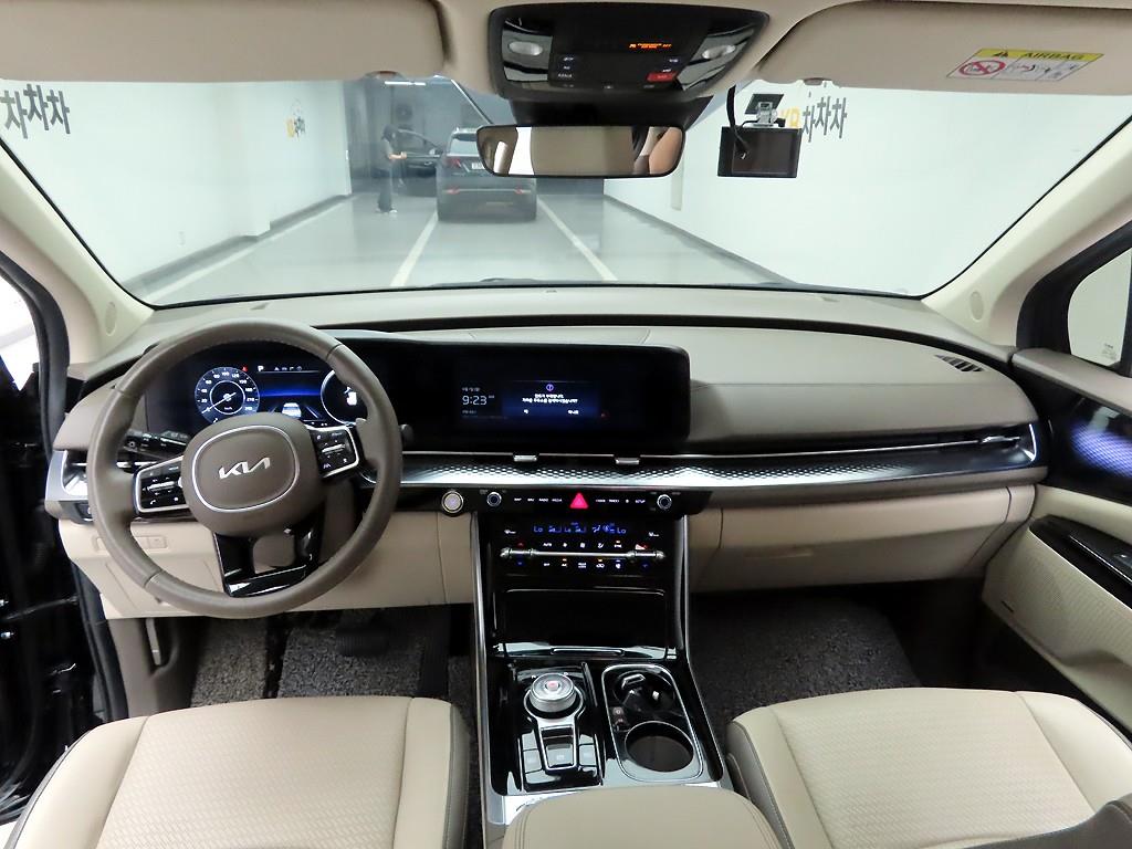 KIA Carnival - Vista 6
