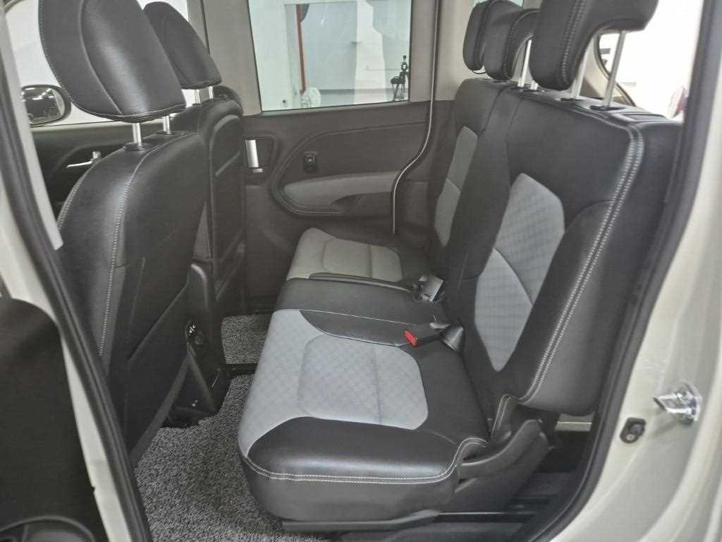 KIA Ray - Vista 12