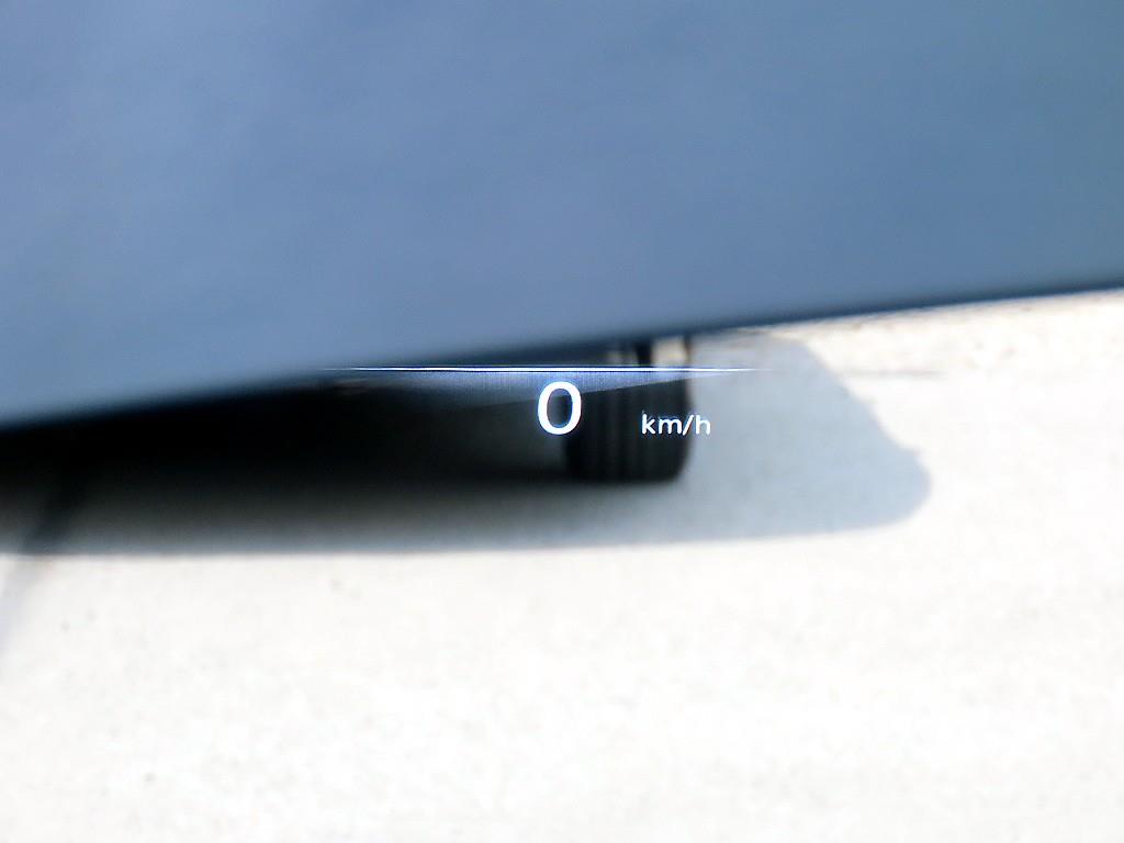 Genesis GV70 - Vista 10