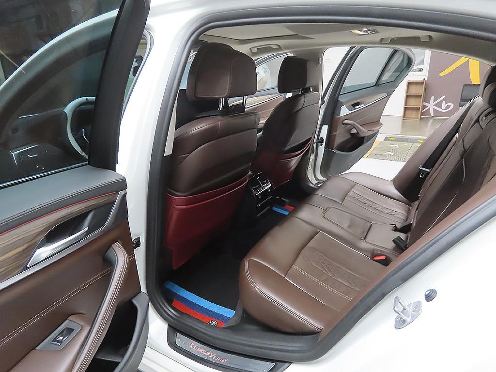 BMW 5 Series 2018 Blanco - Importación desde Corea - HF Imports Iquique - Foto 8