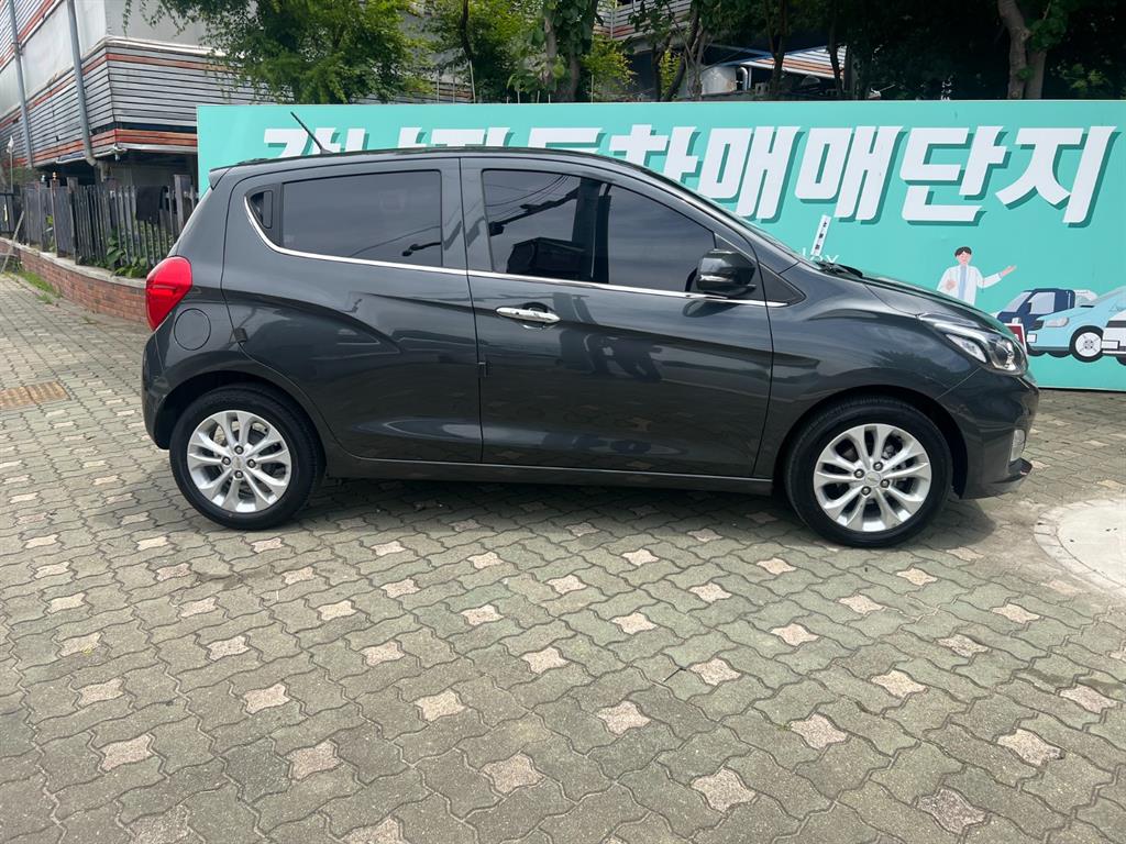 Chevrolet Spark - Vista 5