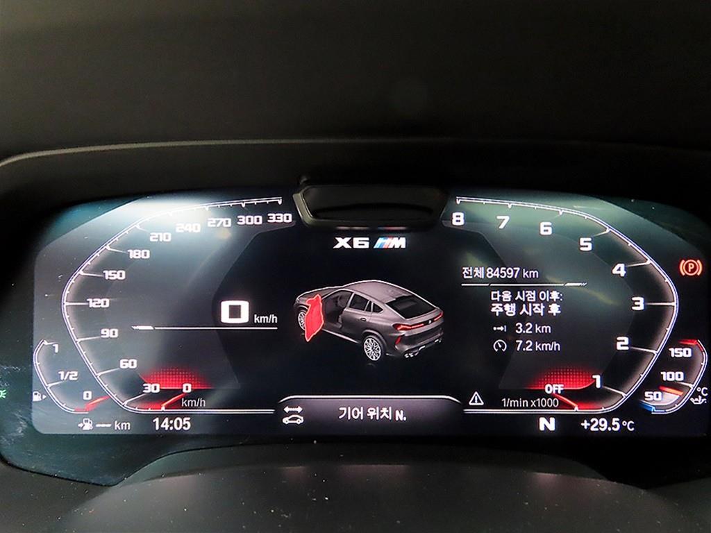 BMW X6M - Vista 8