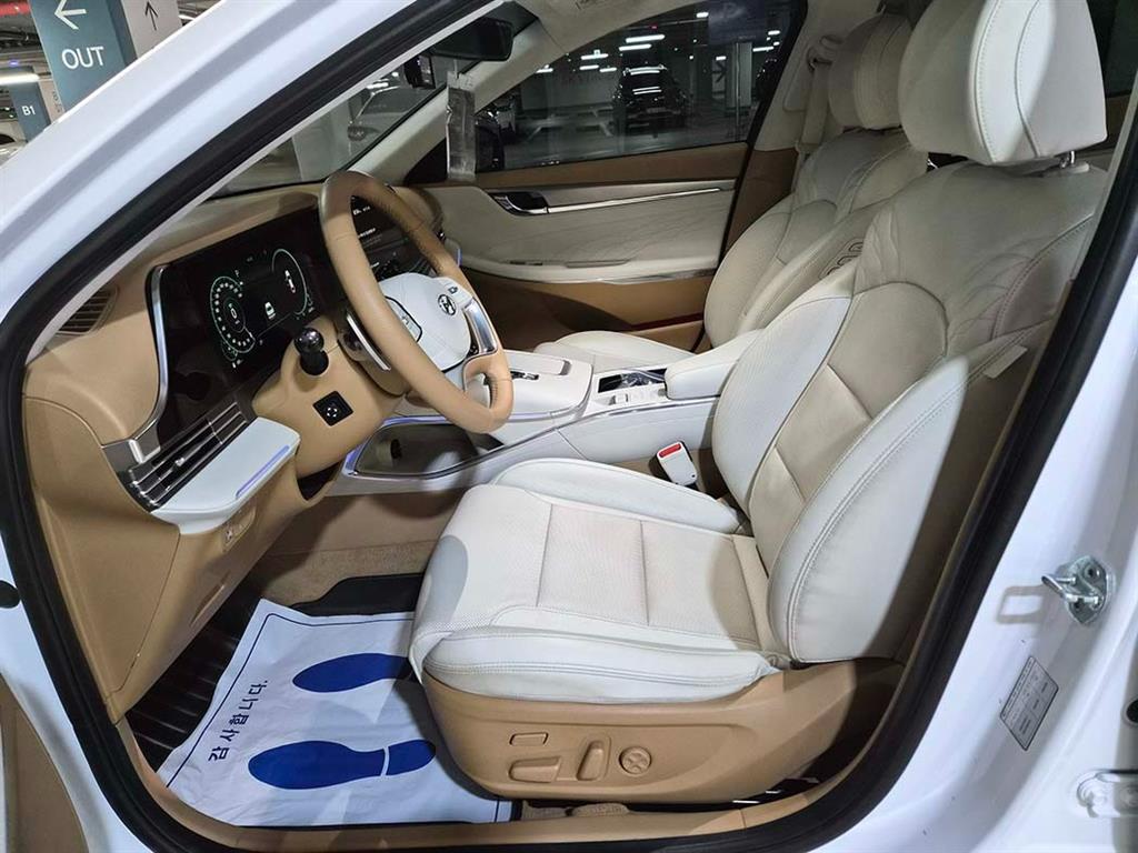 HYUNDAI Grandeur - Vista 6