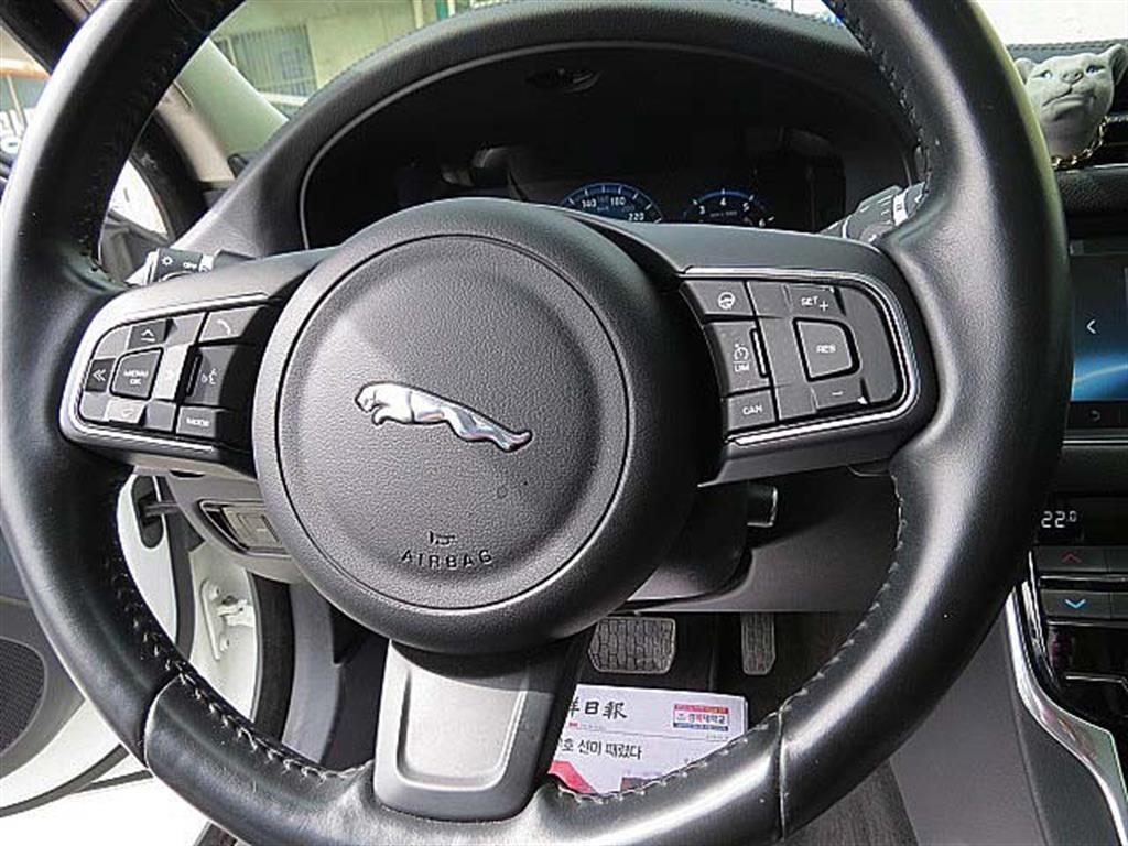 Jaguar XF 2017 Blanco - Importación desde Corea - HF Imports Iquique - Foto 9