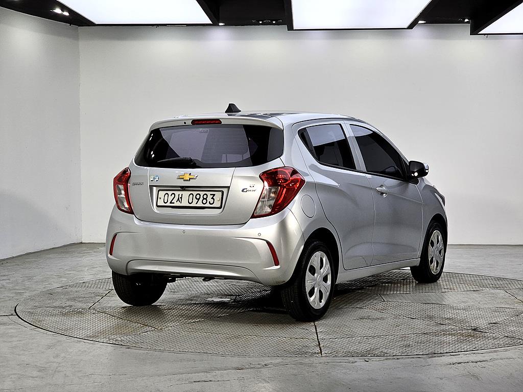 Chevrolet Spark - Vista 4