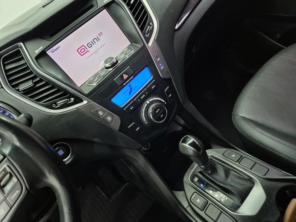 HYUNDAI Santa Fe - Vista 10