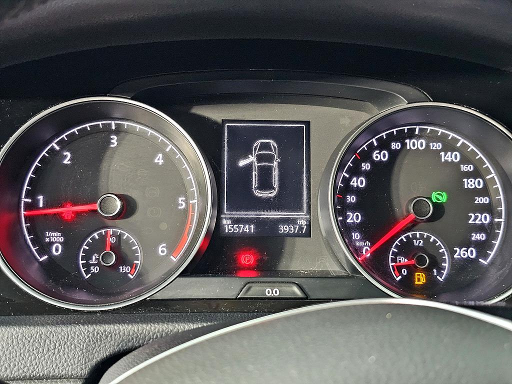 Volkswagen Golf - Vista 7