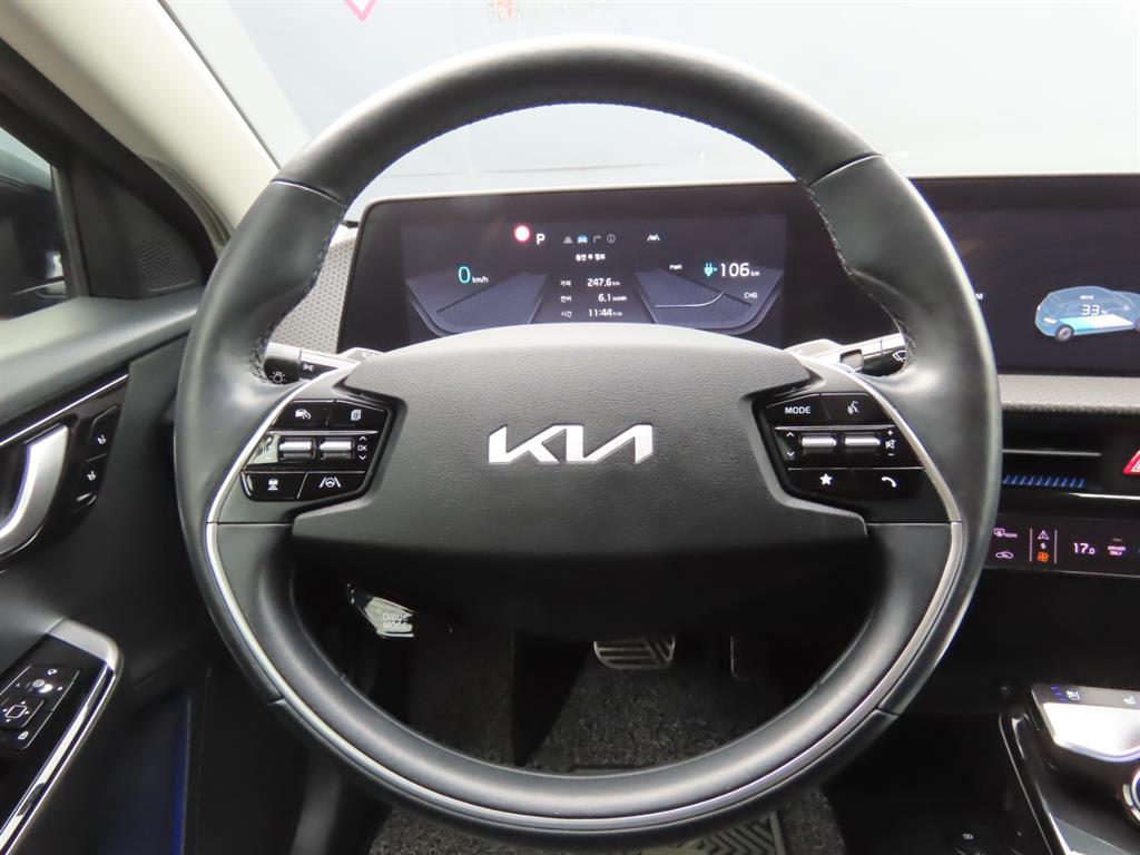 KIA EV6 2022 Negro - Importación desde Corea - HF Imports Iquique - Foto 12