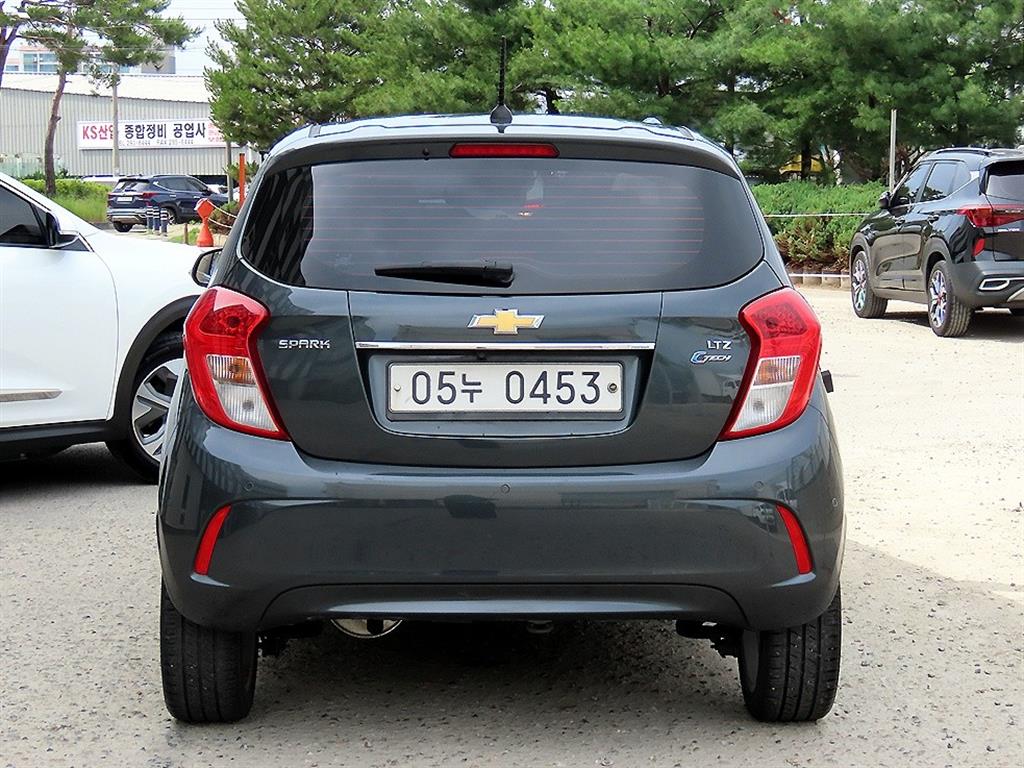 Chevrolet Spark - Vista 4
