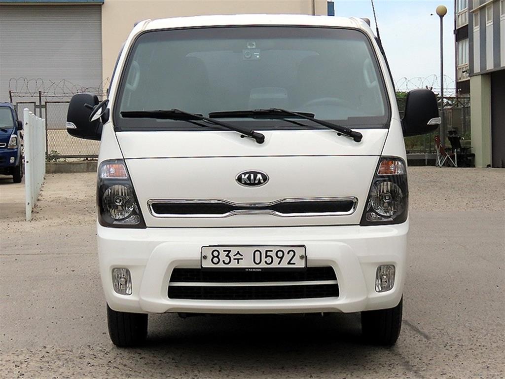Small Truck Normal Box(Low Deck) 2019 Blanco - Importación desde Corea - HF Imports Iquique - Foto 1