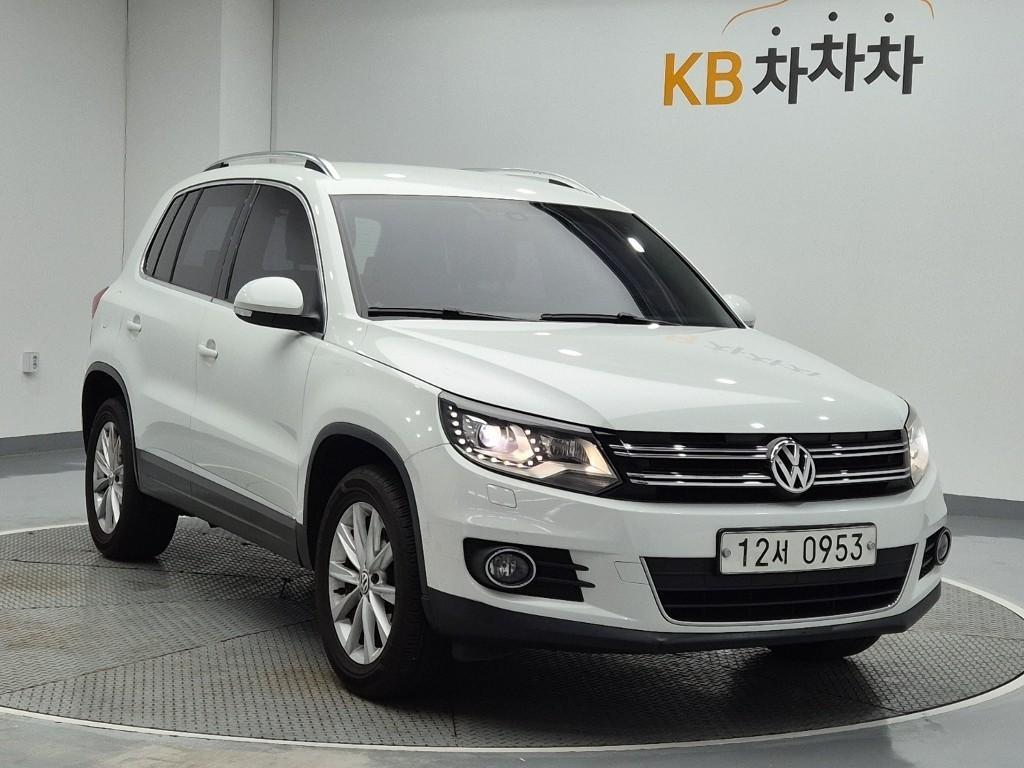 Volkswagen Tiguan - Vista 4