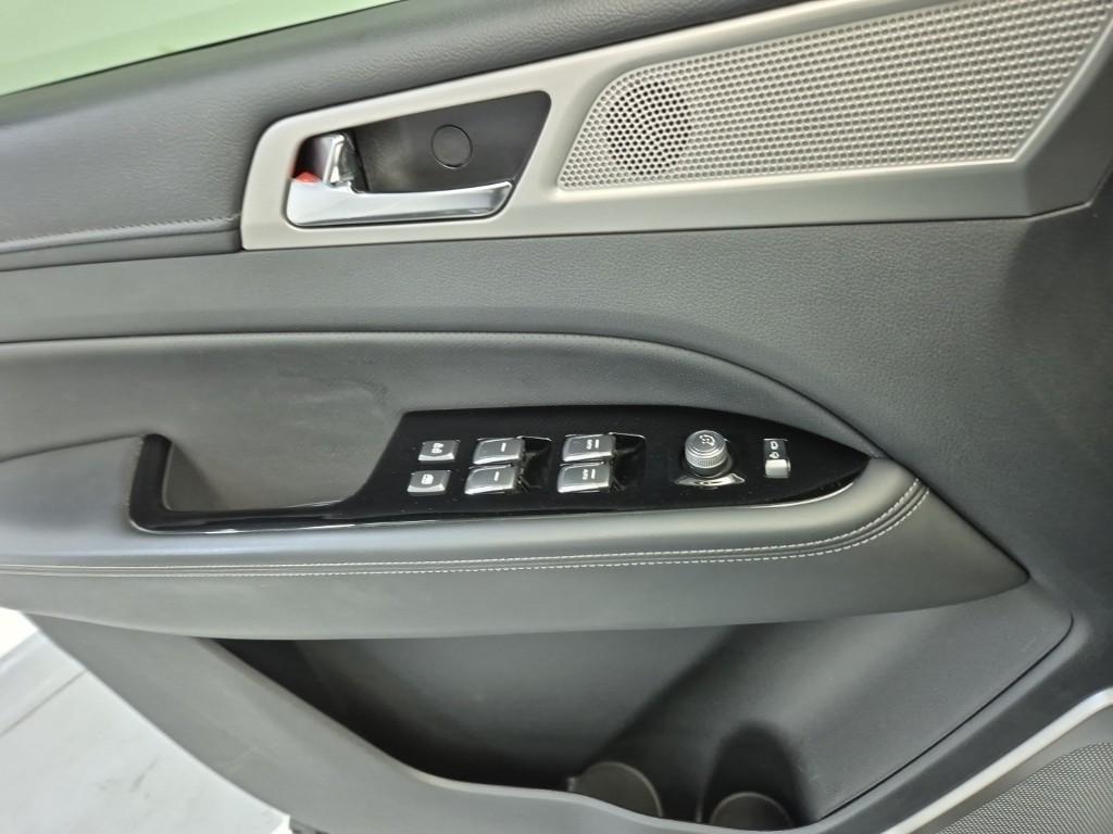 Ssangyong Rexton - Vista 8