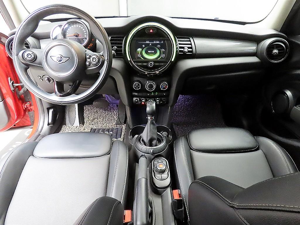 Mini Cooper - Vista 7