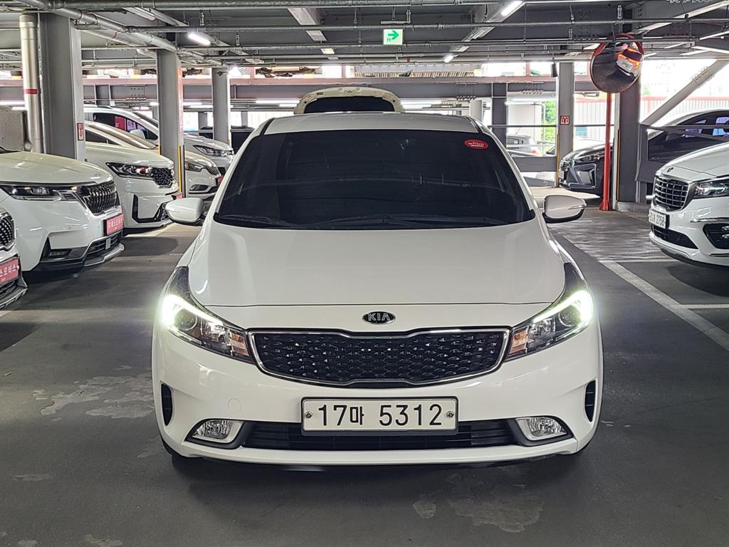 KIA K3 - Vista 3