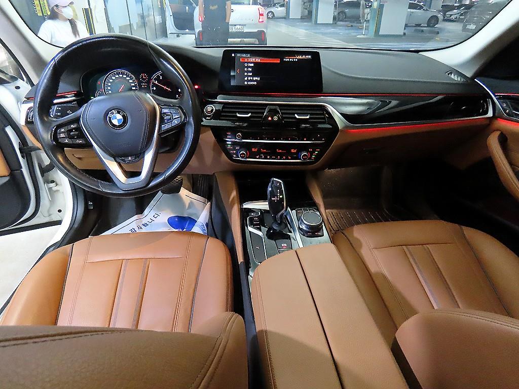BMW 5 Series - Vista 10