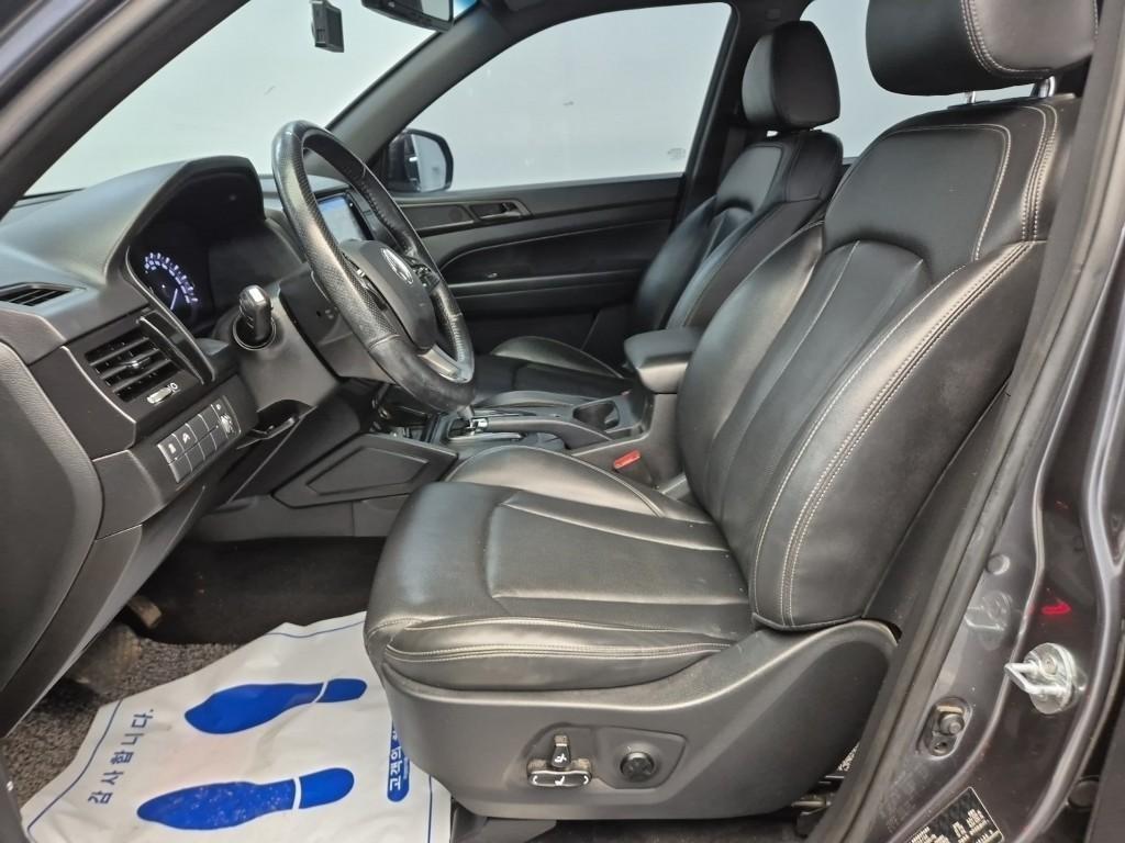 Ssangyong Rexton - Vista 10