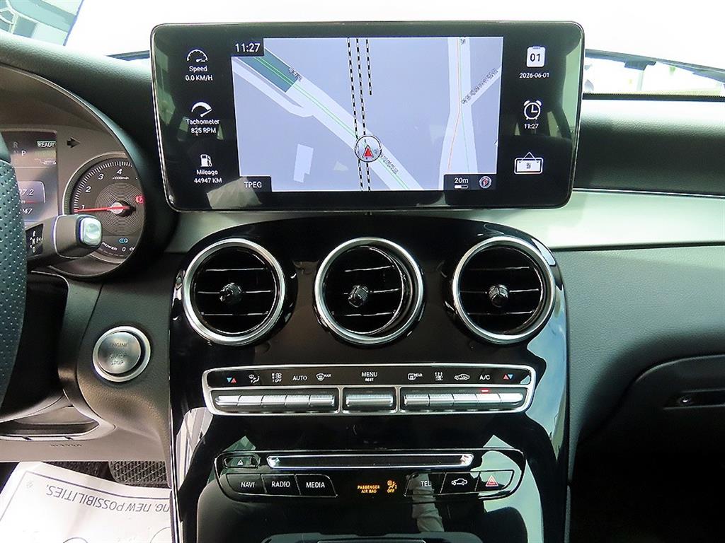 Mercedes Benz GLC Class - Vista 12