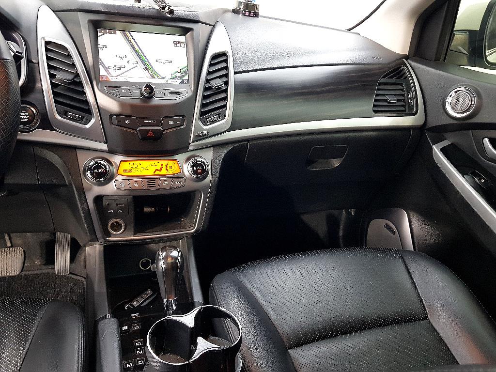 Ssangyong Korando - Vista 10