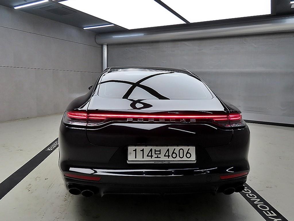 Porsche Panamera - Vista 3