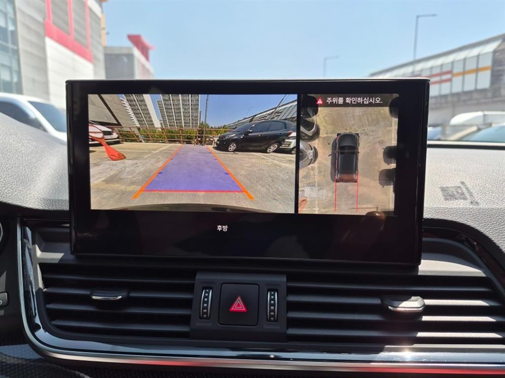Audi SQ5 - Vista 11