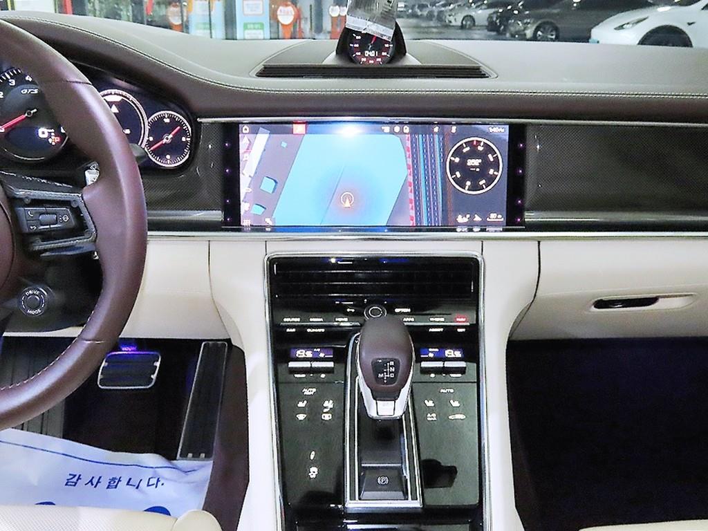 Porsche Panamera - Vista 11