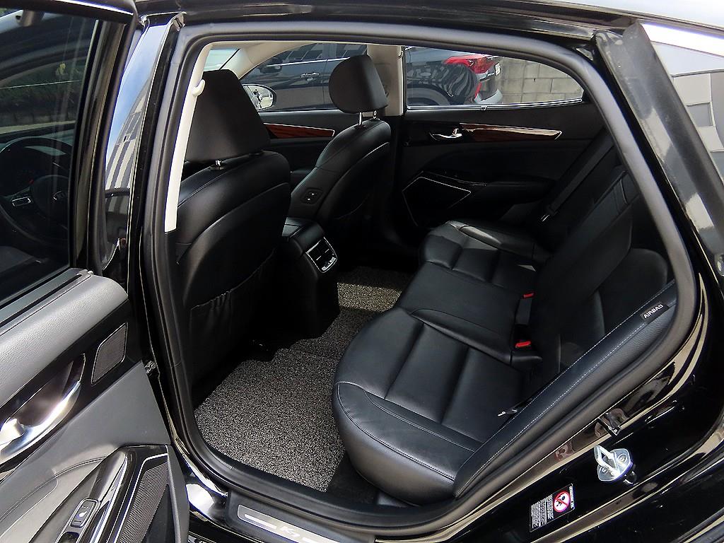 KIA K7 - Vista 6