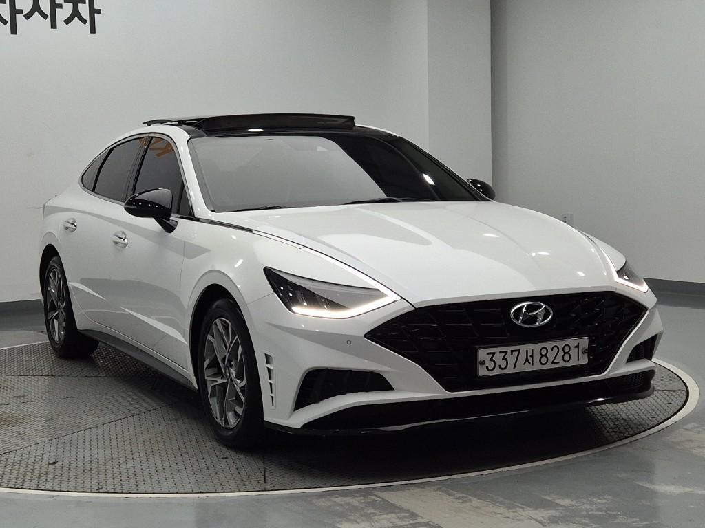 HYUNDAI Sonata - Vista 4