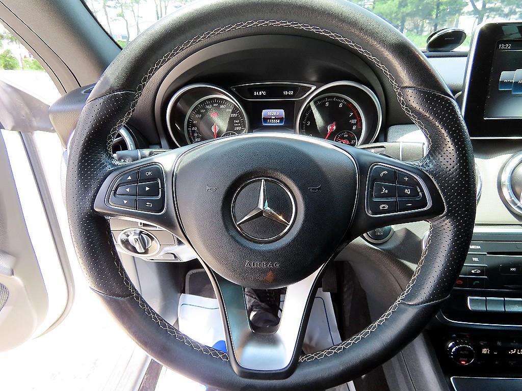 Mercedes Benz CLA Class - Vista 8