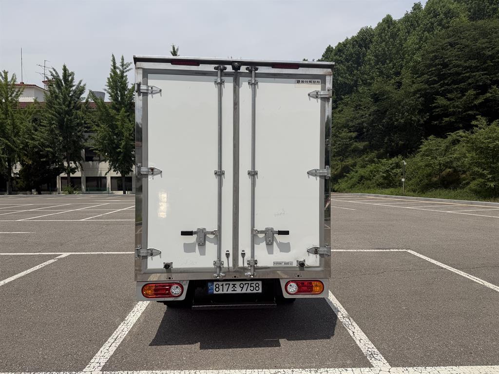 Small Truck Freezer Box(High Deck) - Vista 4
