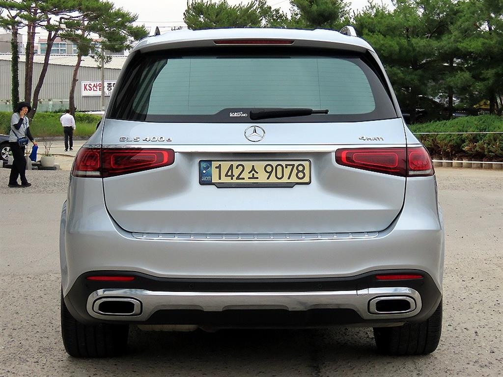 Mercedes Benz GLS Class - Vista 4