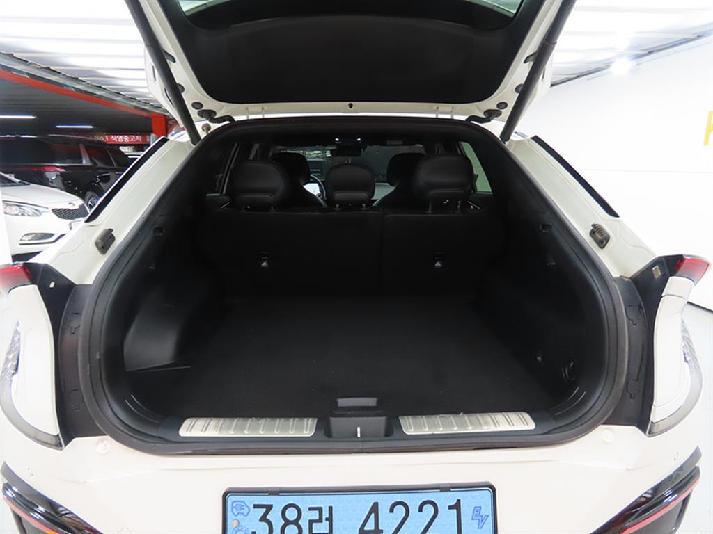 KIA EV6 2023 Blanco - Importación desde Corea - HF Imports Iquique - Foto 19