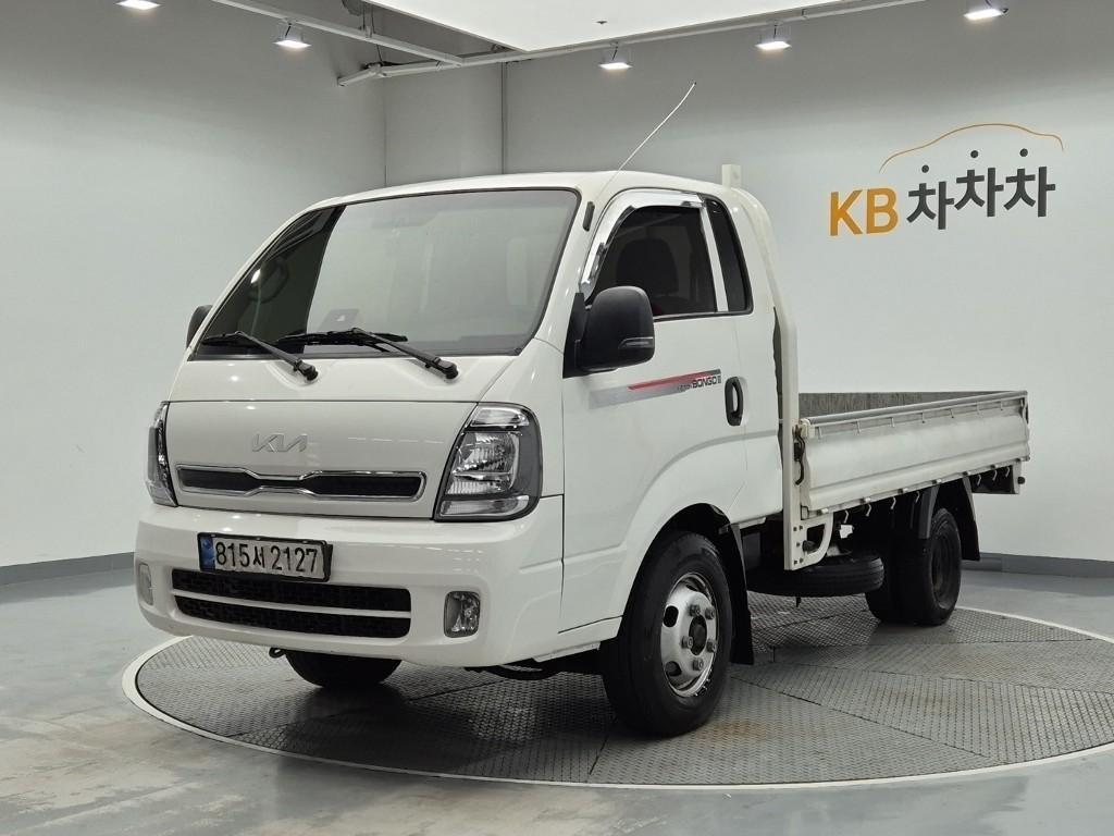 Small Truck Cargo (small) 2022 Blanco - Importación desde Corea - HF Imports Iquique - Foto 1
