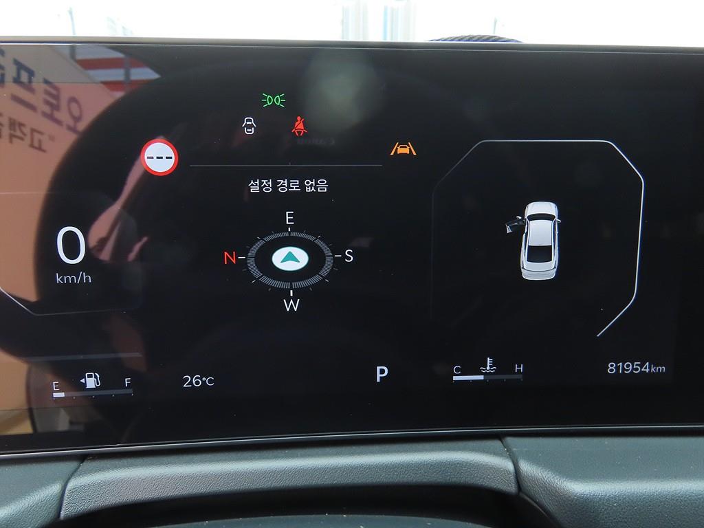KIA K8 - Vista 8