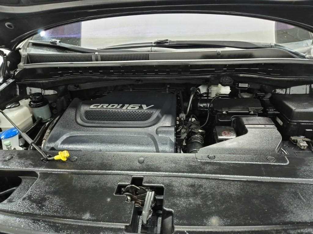 KIA Carnival - Vista 5