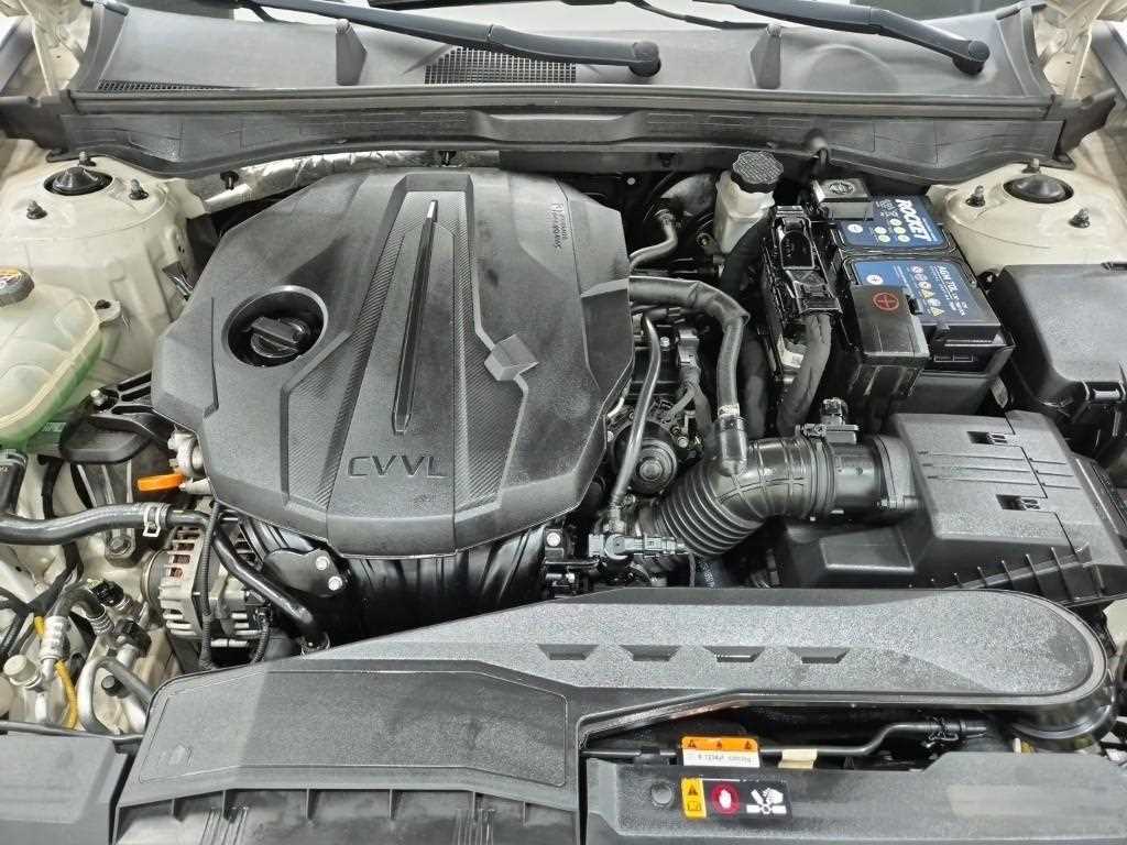 HYUNDAI Sonata - Vista 5