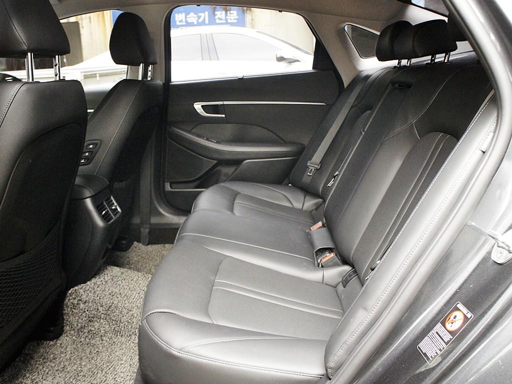 HYUNDAI Sonata - Vista 7