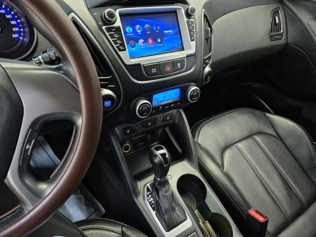 HYUNDAI Tucson - Vista 10