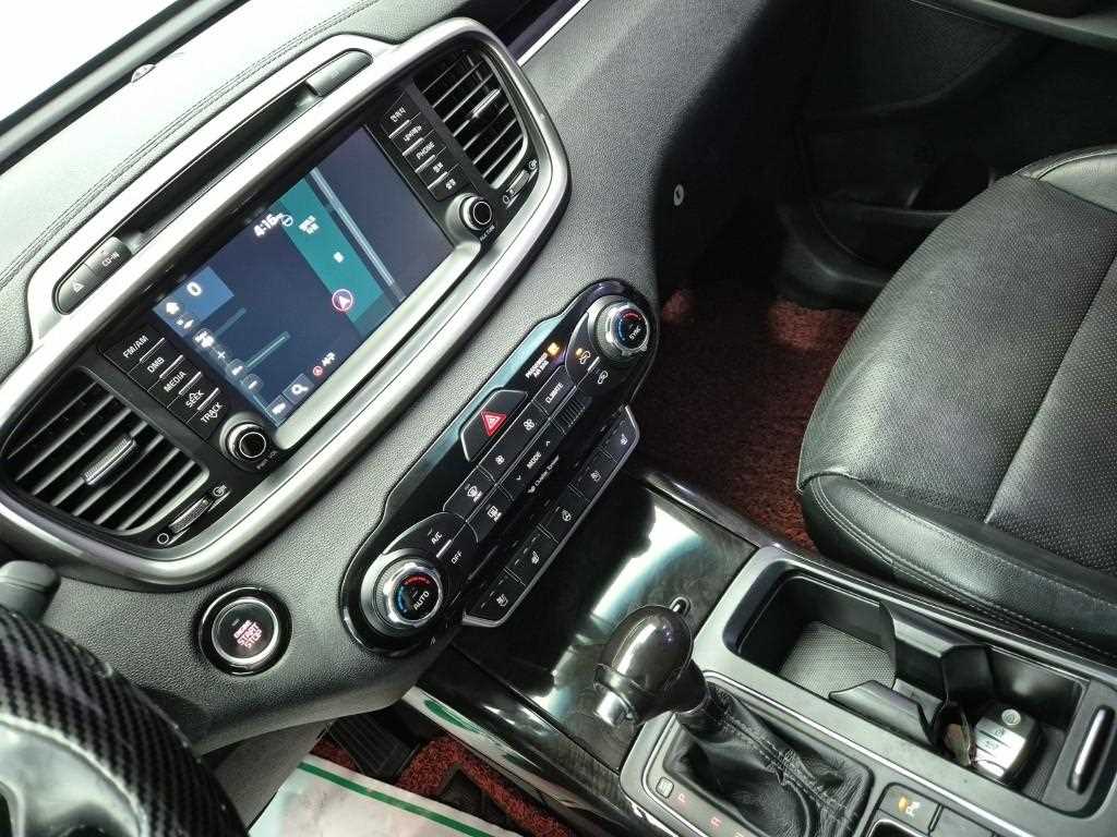 KIA Sorento - Vista 10
