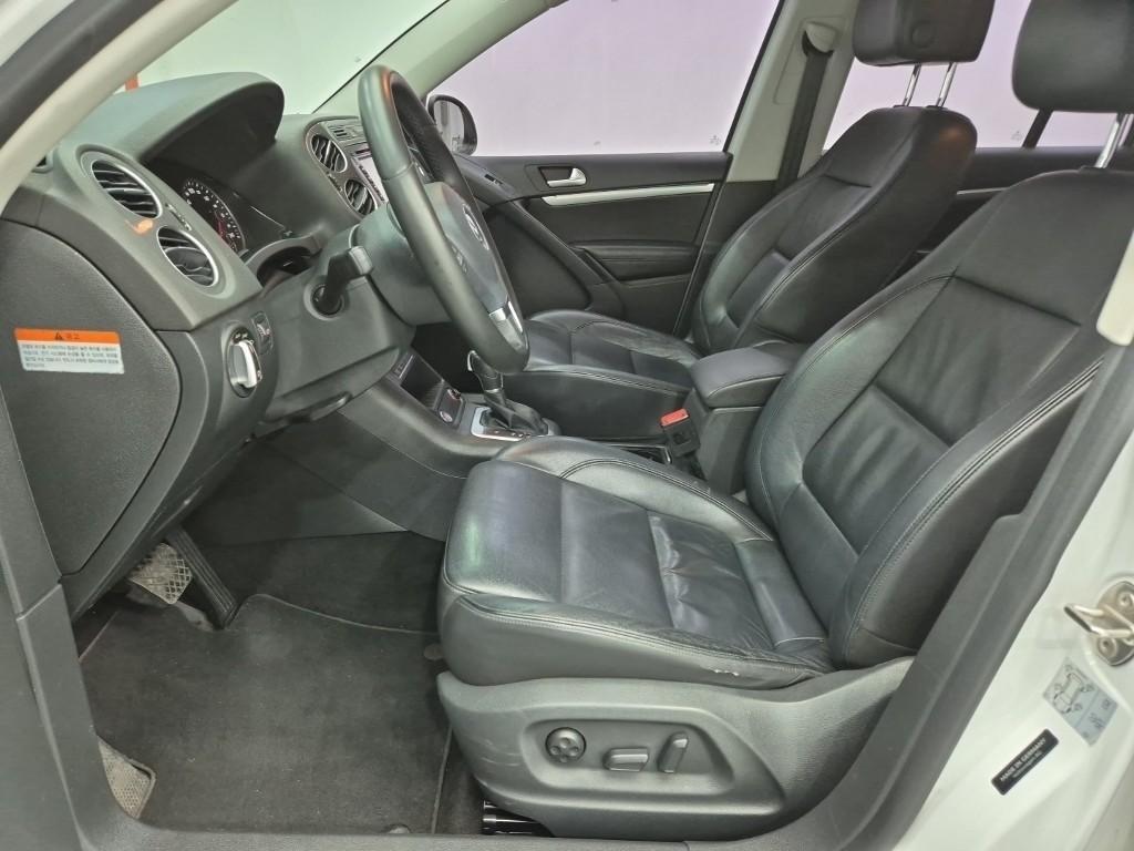 Volkswagen Tiguan - Vista 10