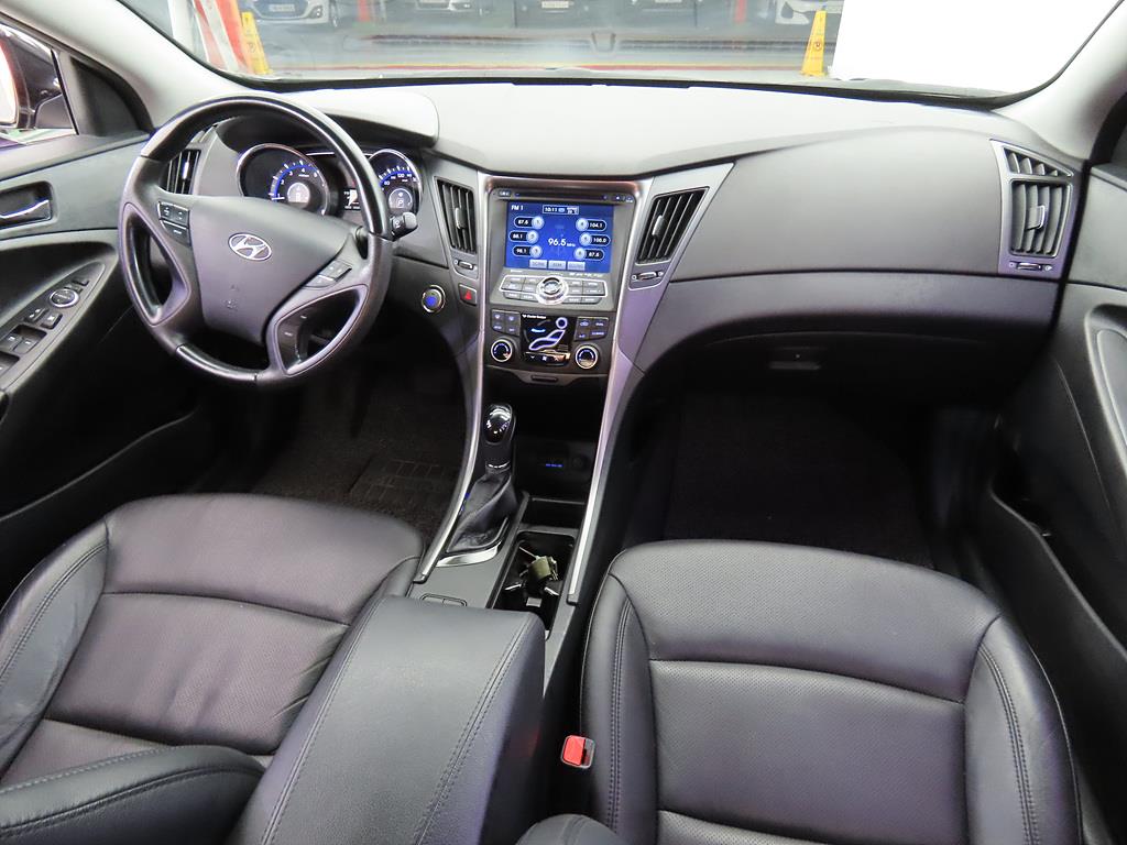 HYUNDAI Sonata - Vista 5