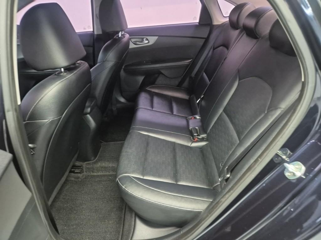 KIA K3 - Vista 12