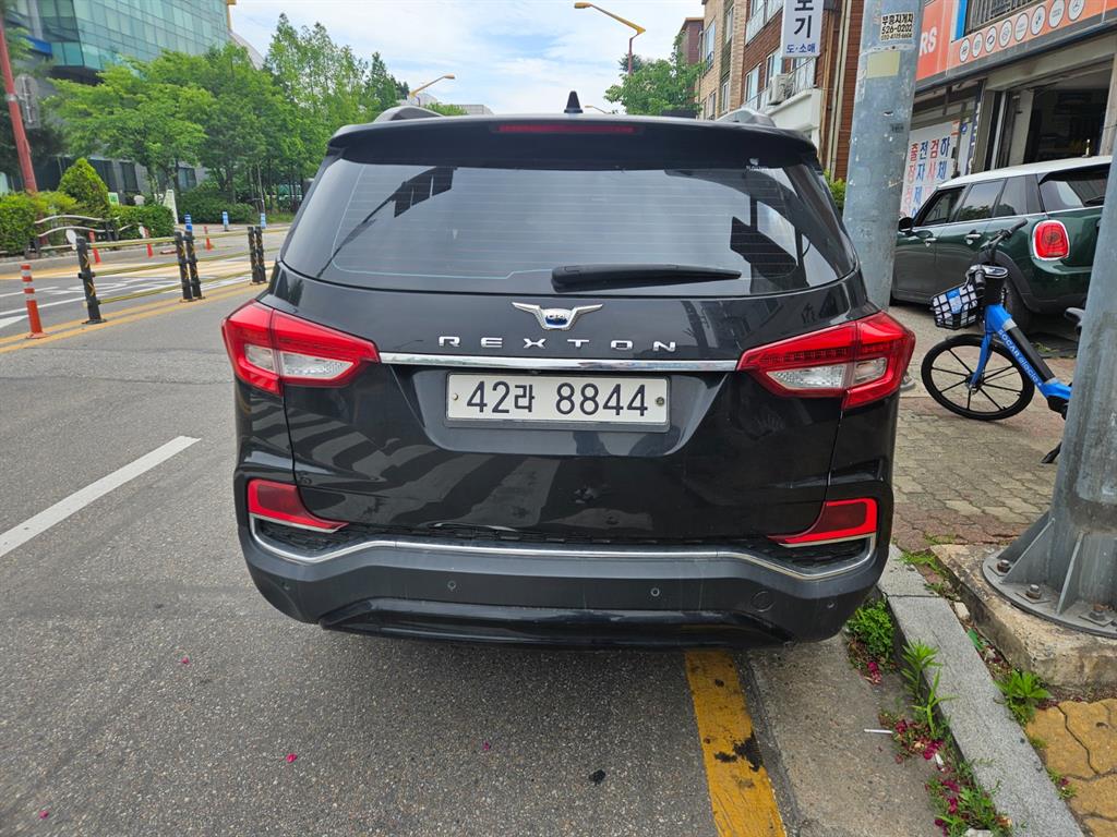 Ssangyong Rexton - Vista 4