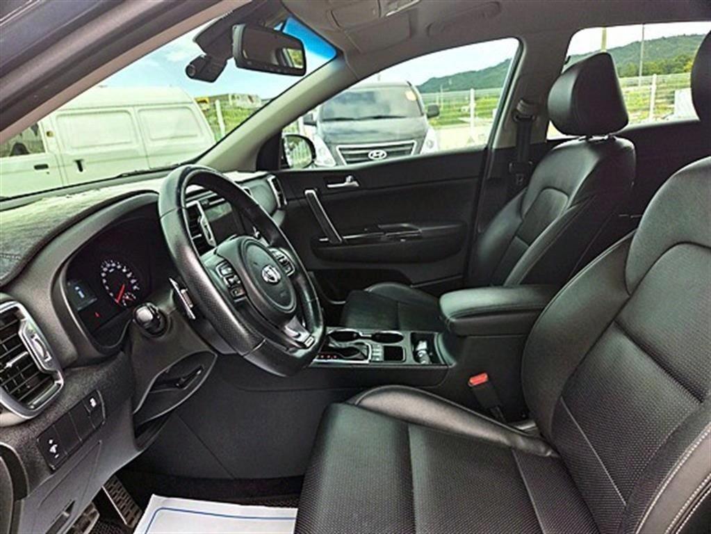 KIA Sportage - Vista 8